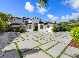 1564 Daytonia Rd, Miami Beach, FL 33141