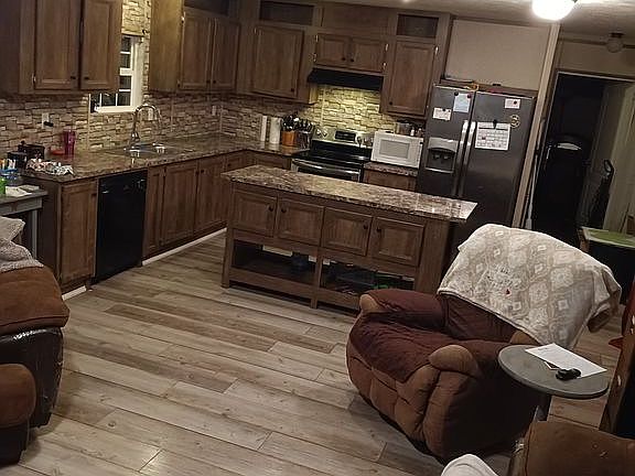 2nd image of 455 Jones Ln #7