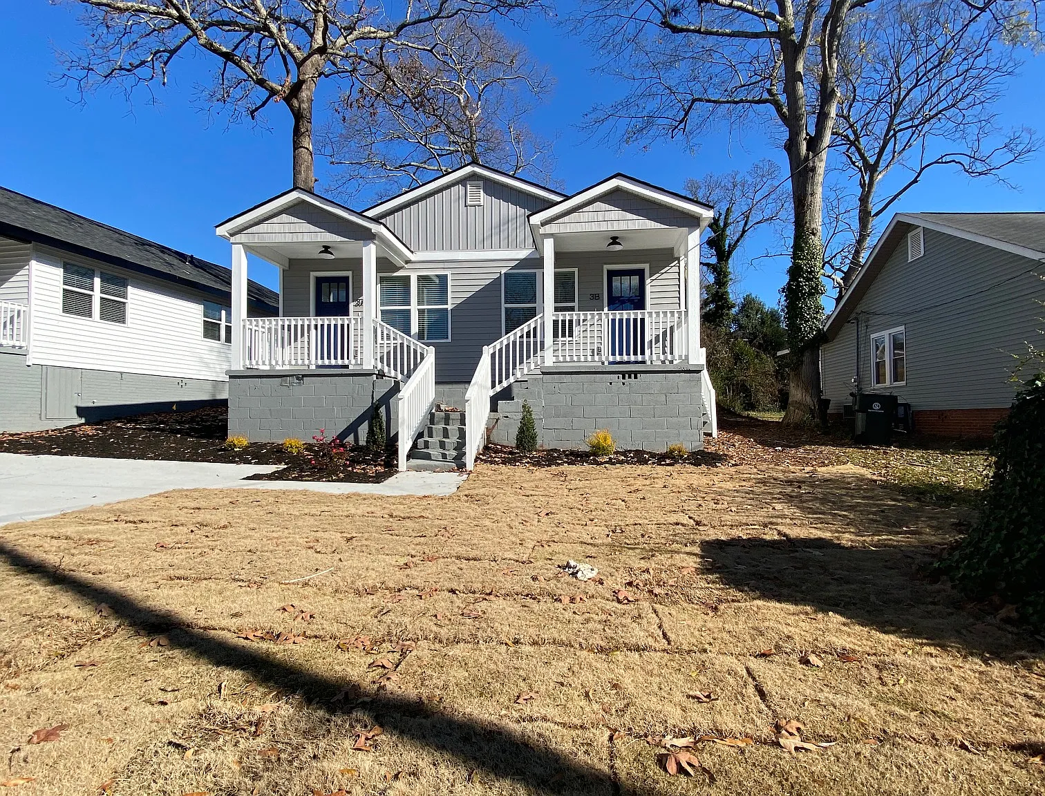 3 Ladson — Photo 1