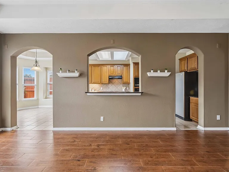 6642 Redberry Glen Ln — Photo 23