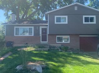 405 Briarwood Ct, Fort Collins, CO 80521