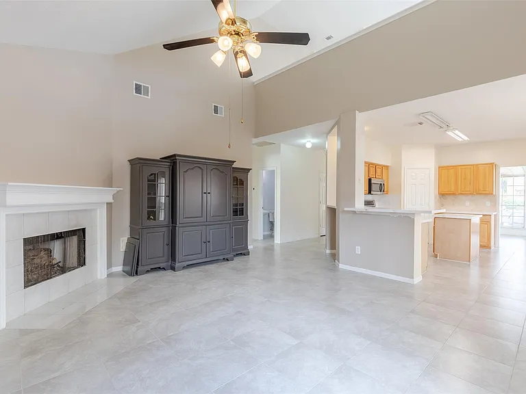 12214 Meadow Lane Ct — Photo 4