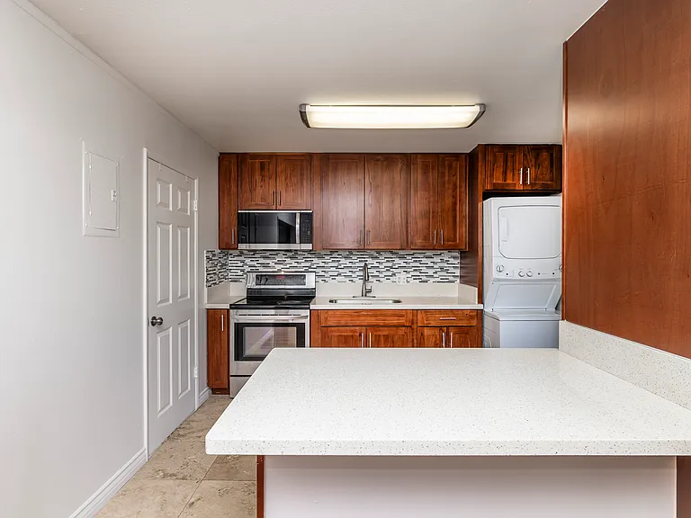 98-894 Iho Pl #B — Photo 4
