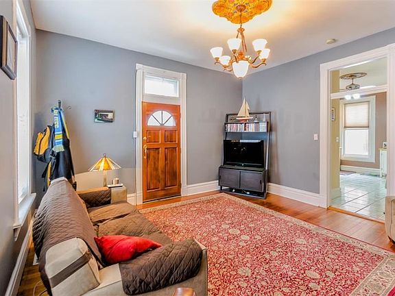5th image of 2628 McNair Ave