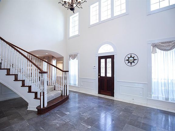5th image of 1830 Sea Breeze Ct