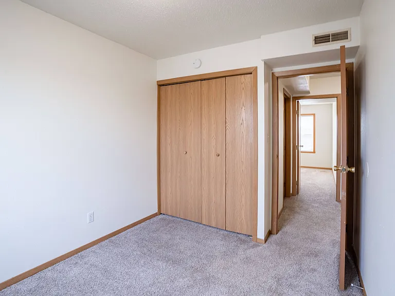 West Fargo, ND Sheyenne Terrace Townhomes | 415A | Bedroom