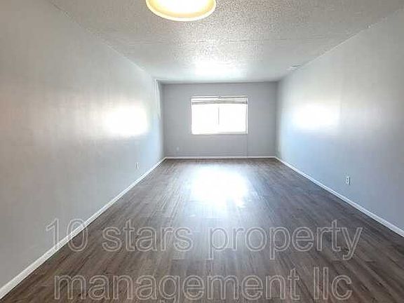 4th image of 4729 39th Ave N APT 207
