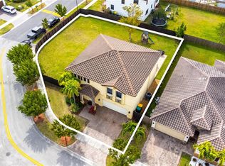 2756 NE 2nd Dr, Homestead, FL 33033