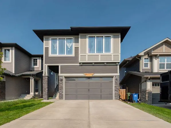 217 SW Buckskin Way, Cochrane, AB T4C 2R7