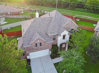 9406 Emerald Lakes Dr, Rosharon, TX 77583