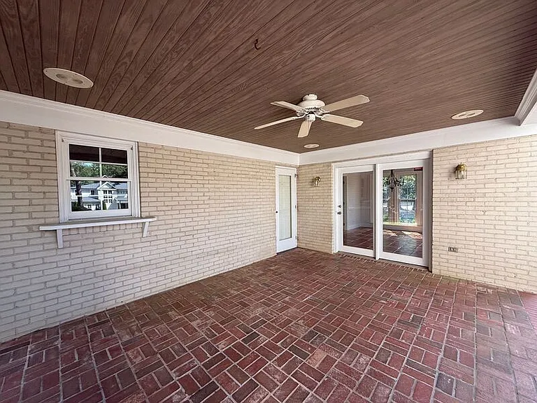 1610 Ridge Rd — Photo 45