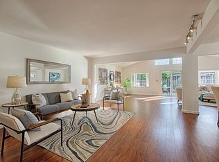 1663 Spring St, Mountain View, CA 94043