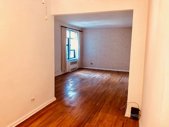 2nd image of 8355 Woodhaven Blvd APT 4J