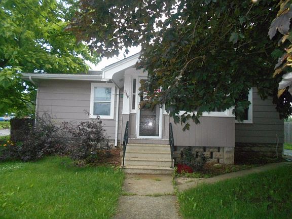 4th image of 109 E Church St