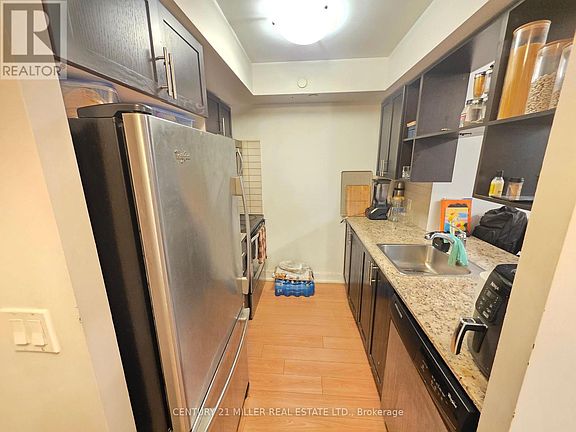 4th image of 6 Eva Rd #506