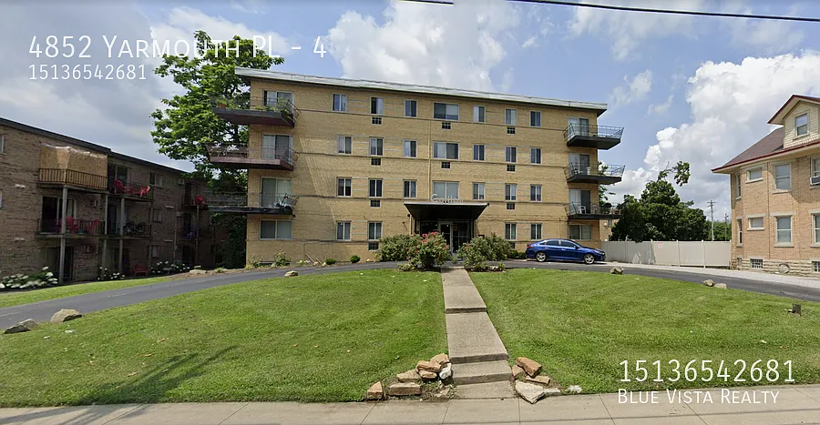 2 bed, 1.5 bath, 800 sqft, $1,095 — Photo 1