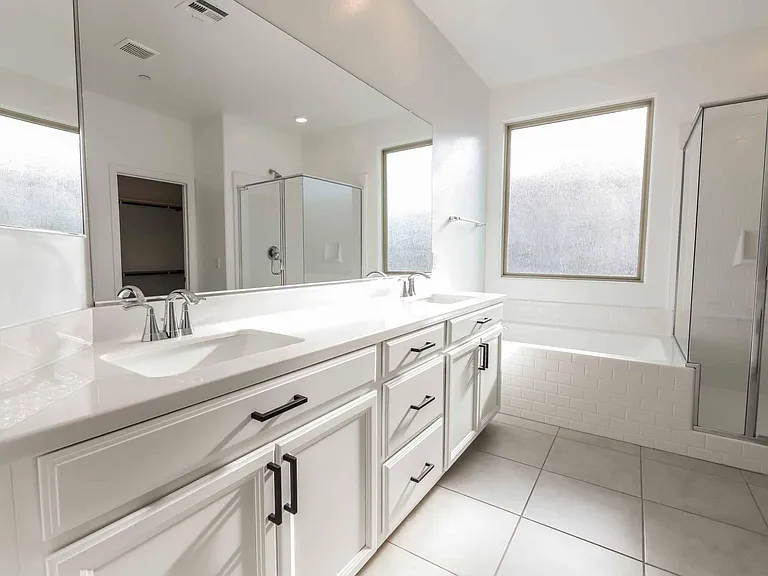 906 Sycamore Falls St — Photo 41