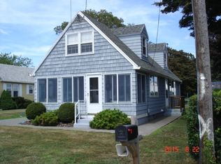 7 Saltaire Ave, Niantic, CT 06357