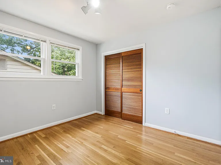 9017 Saint Andrews Pl — Photo 29