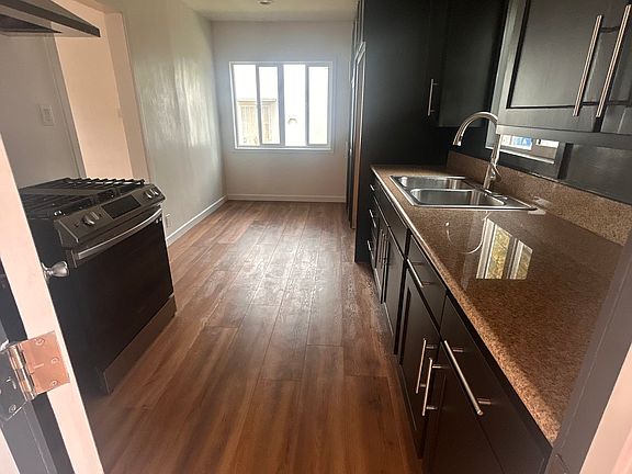 5th image of 5189 Huntington Dr N