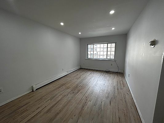 1st image of 292 Tompkins Ave #2A