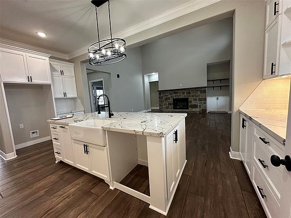 4th image of 3557 Orion Dr
