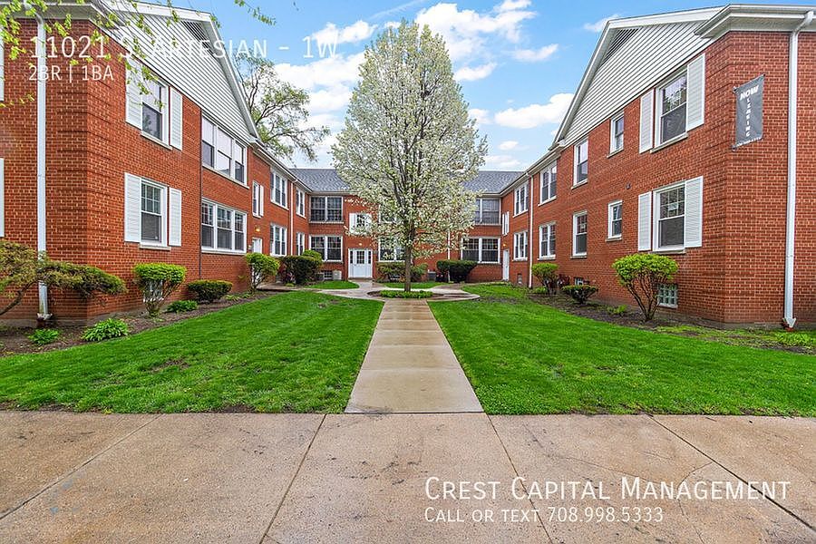 1st image of 11021 S Artesian Ave APT 1W