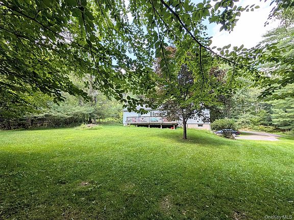 2nd image of 38 Hoffman Road