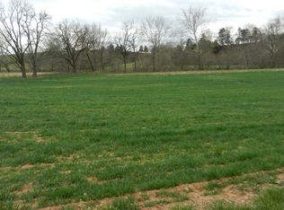 784 Weyers Cave Rd, Weyers Cave, VA 24486