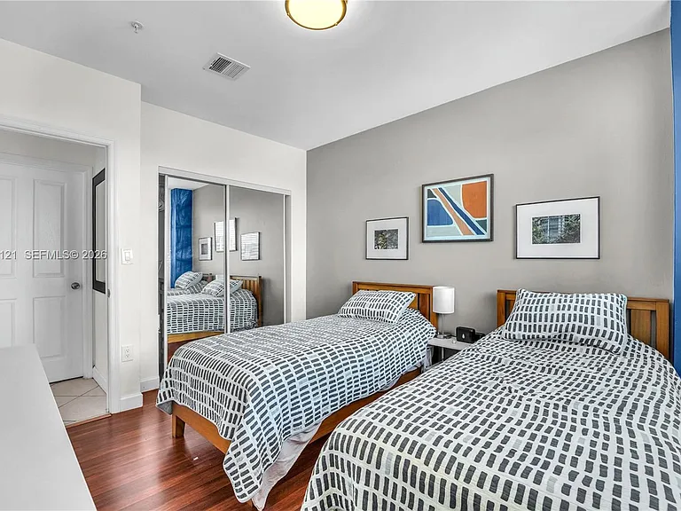 2280 SW 32nd Ave #403 — Photo 16