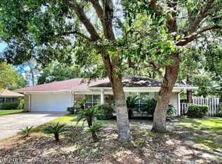 796 Koko Pl, Diamondhead, MS 39525
