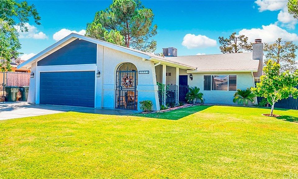 1st image of 13976 Apple Creek Dr