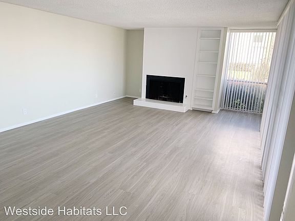 2nd image of 4220 Harbor Blvd #4220110