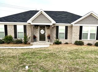 629 Mitchell St, Headland, AL 36345