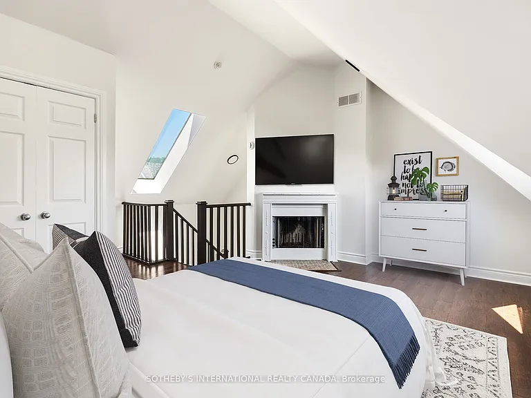 101 Hammersmith Ave #210 — Photo 26