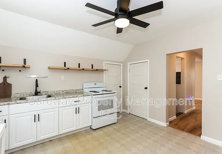 1 Chestnut Ave #B — Photo 6