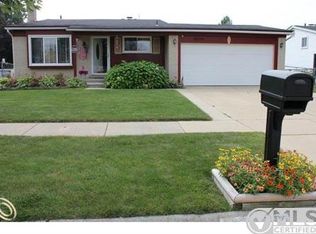 16259 Camden St, Woodhaven, MI 48183