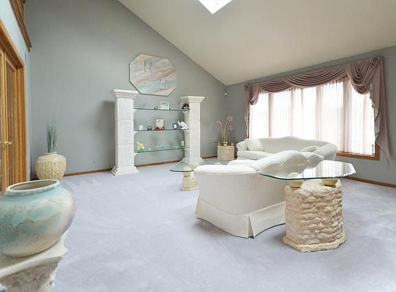 5th image of 13616 S Shannon Dr