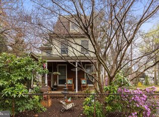 225 Van Kirk St, Beverly, NJ 08010