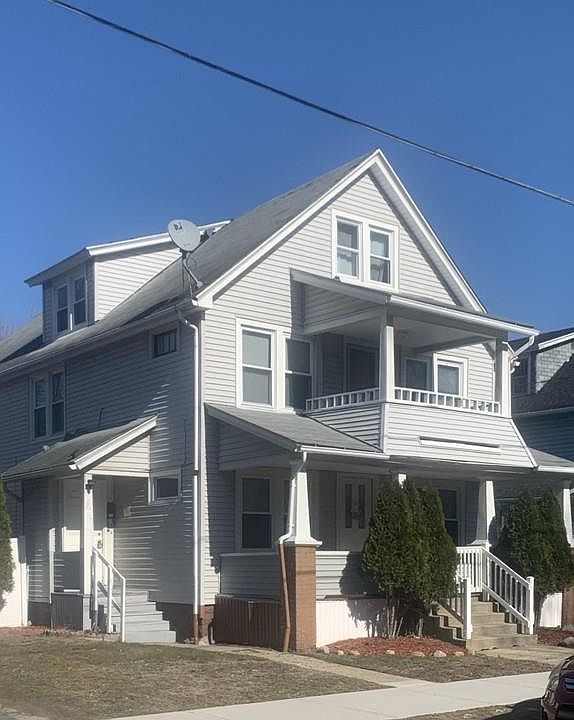 2nd image of 31-33 Parkside St