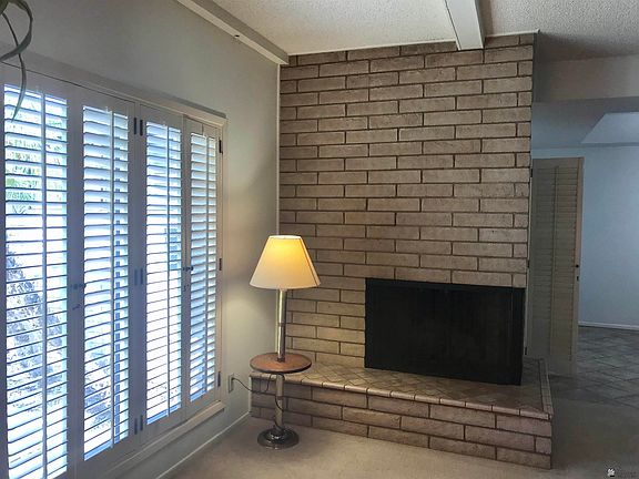 3rd image of 1440 E Laguna Pl