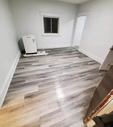 5th image of 106 Armstrong St #5