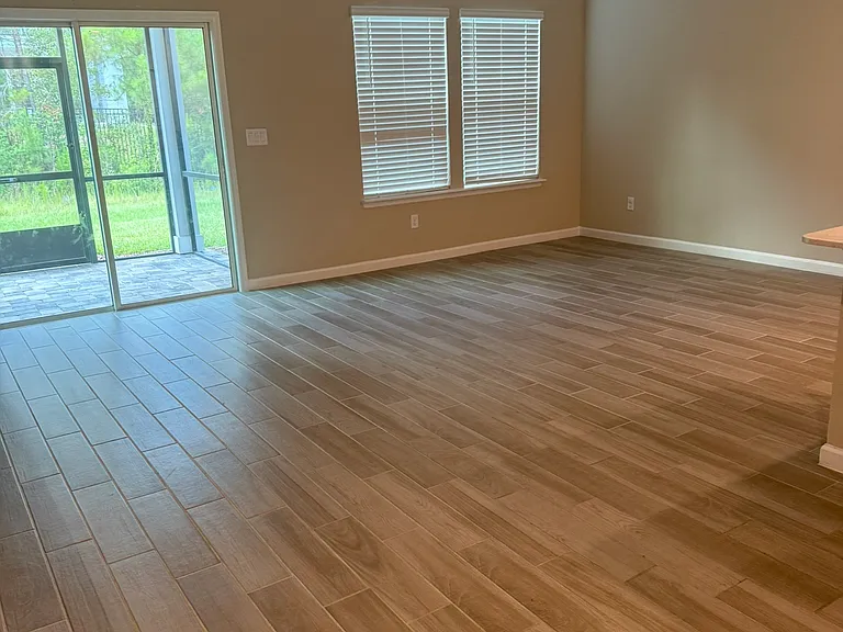 494 Boracay Cir — Photo 32