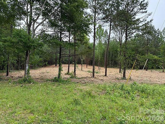 3rd image of 4845 Myers Rd