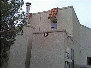 3 bed, 2.5 bath, 1469 sqft, $1,275 — Photo 2