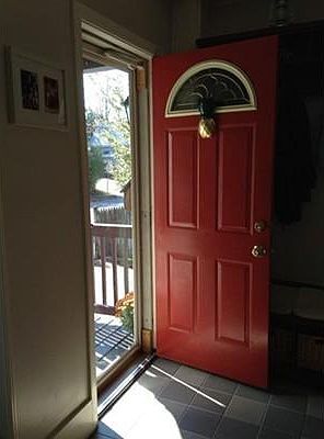 3rd image of 94 Glenwood St