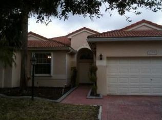 12955 NW 18th Ct, Pembroke Pines, FL 33028