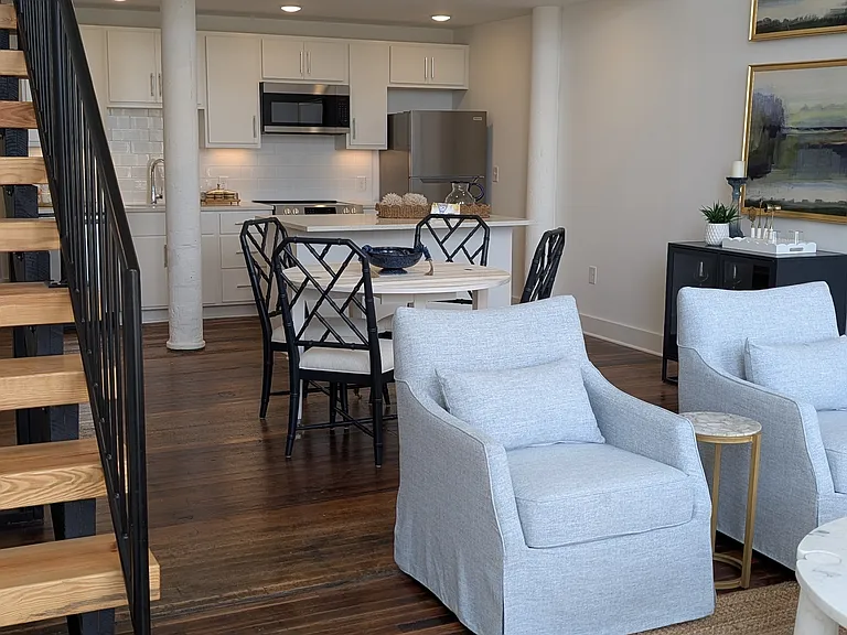 Overton Lofts — Photo 43