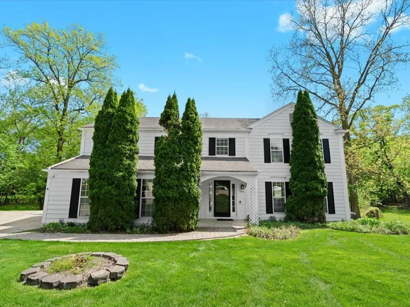 5561 Cromwell Ct, West Bloomfield, MI 48322