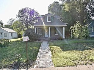 111 S Van Buren Ave, Pierre, SD 57501
